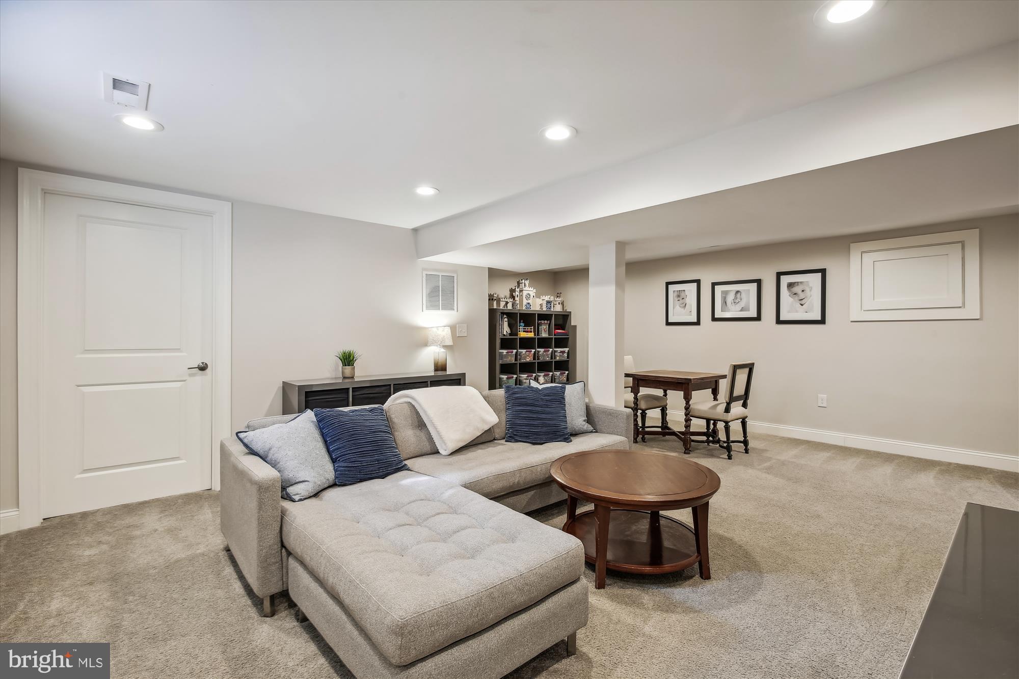 BRADDOCK HEIGHTS - Residential