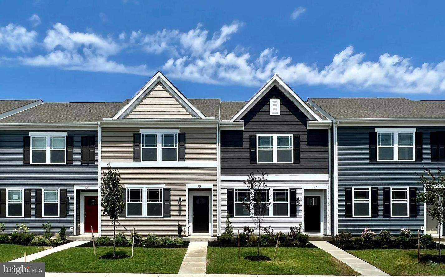 CATTAIL CROSSING - Residential Lease