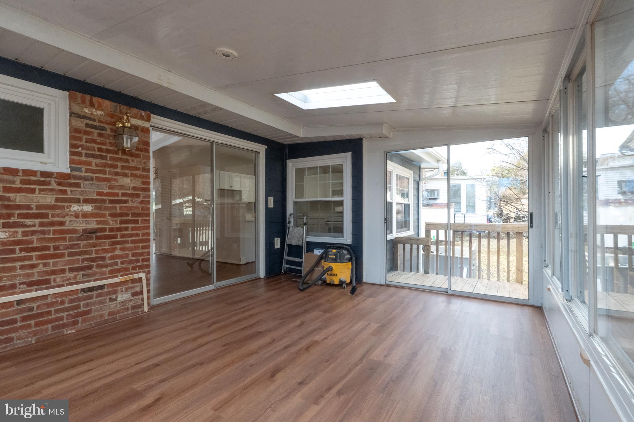 TWINBROOK FOREST - Residential