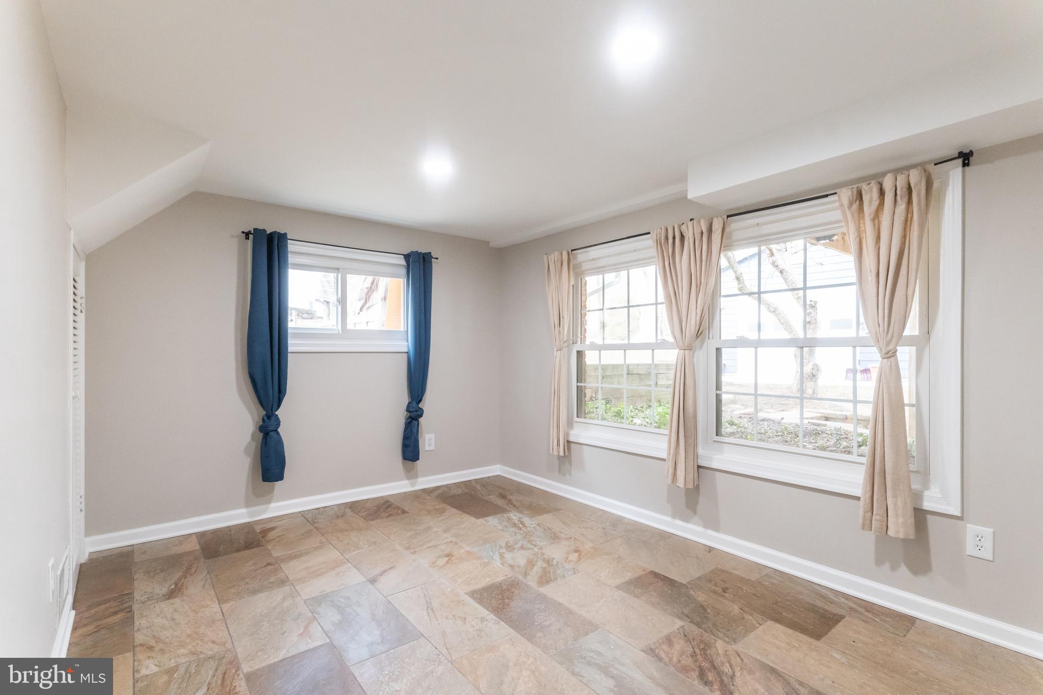 TWINBROOK FOREST - Residential