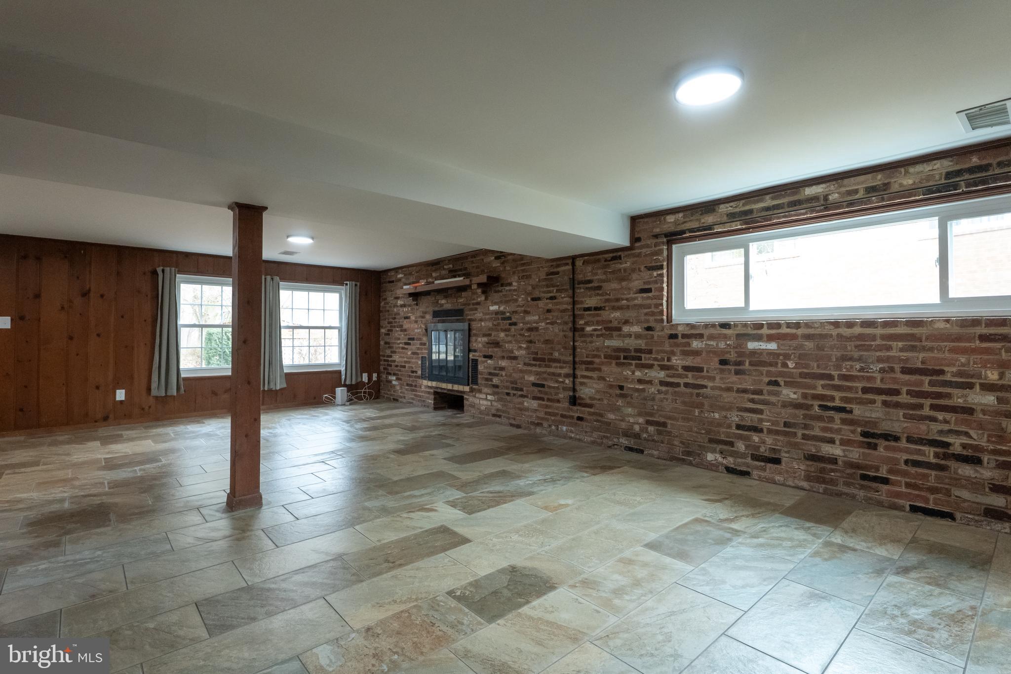 TWINBROOK FOREST - Residential