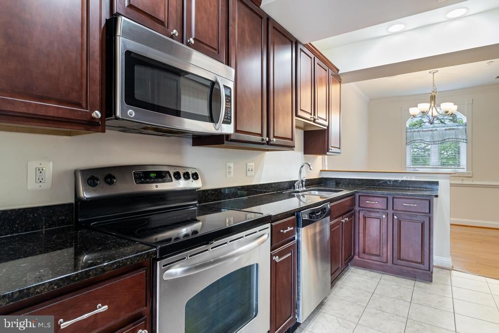 305 CENTENNIAL STREET 204 H
