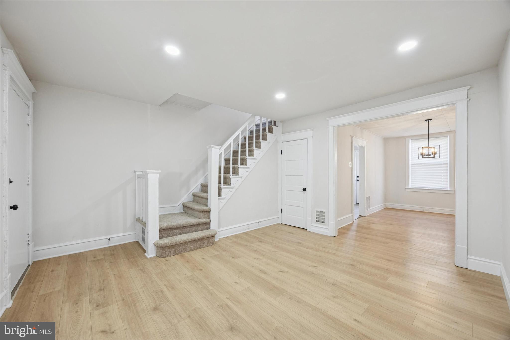 2537 S MILLICK STREET