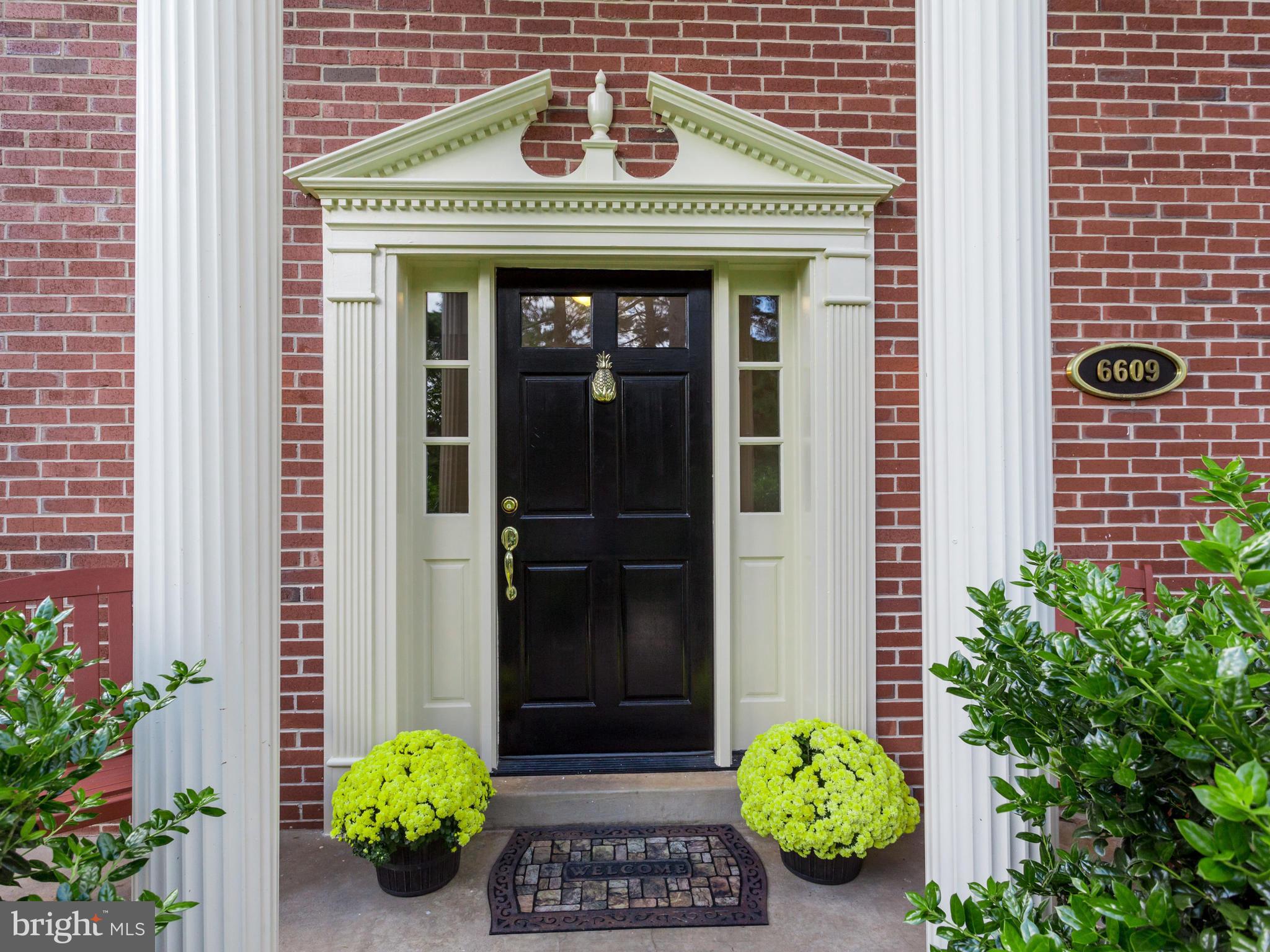 LANGLEY OAKS - Residential Lease