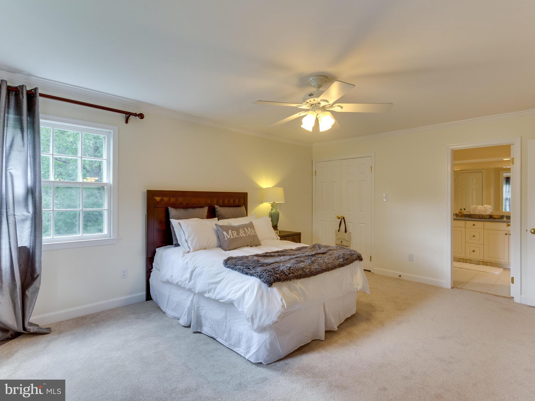 LANGLEY OAKS - Residential Lease