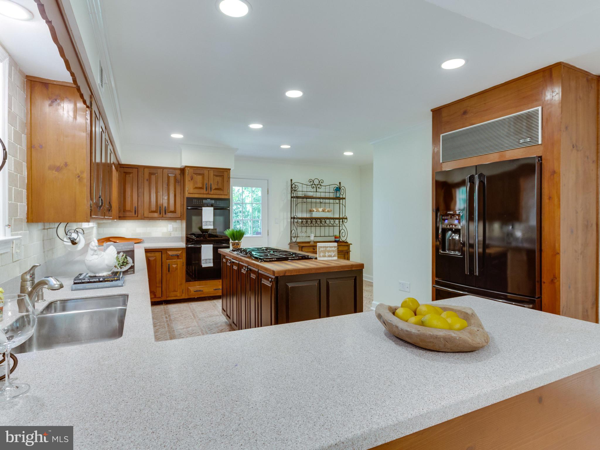 LANGLEY OAKS - Residential Lease