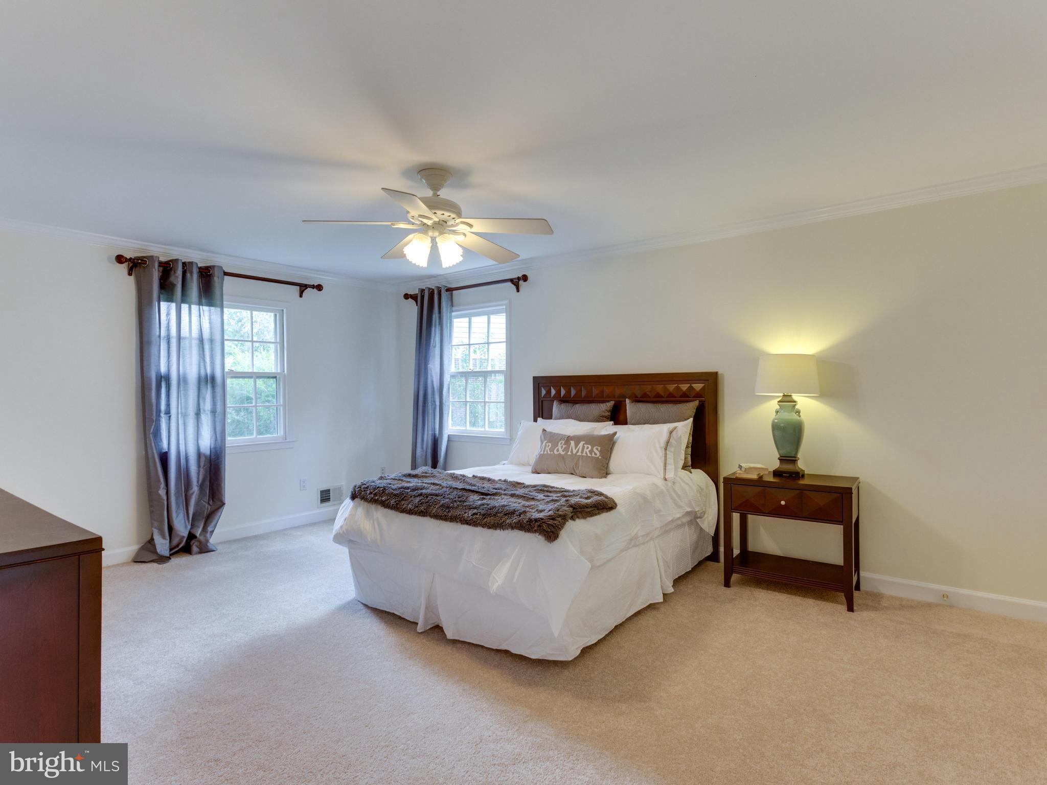 LANGLEY OAKS - Residential Lease