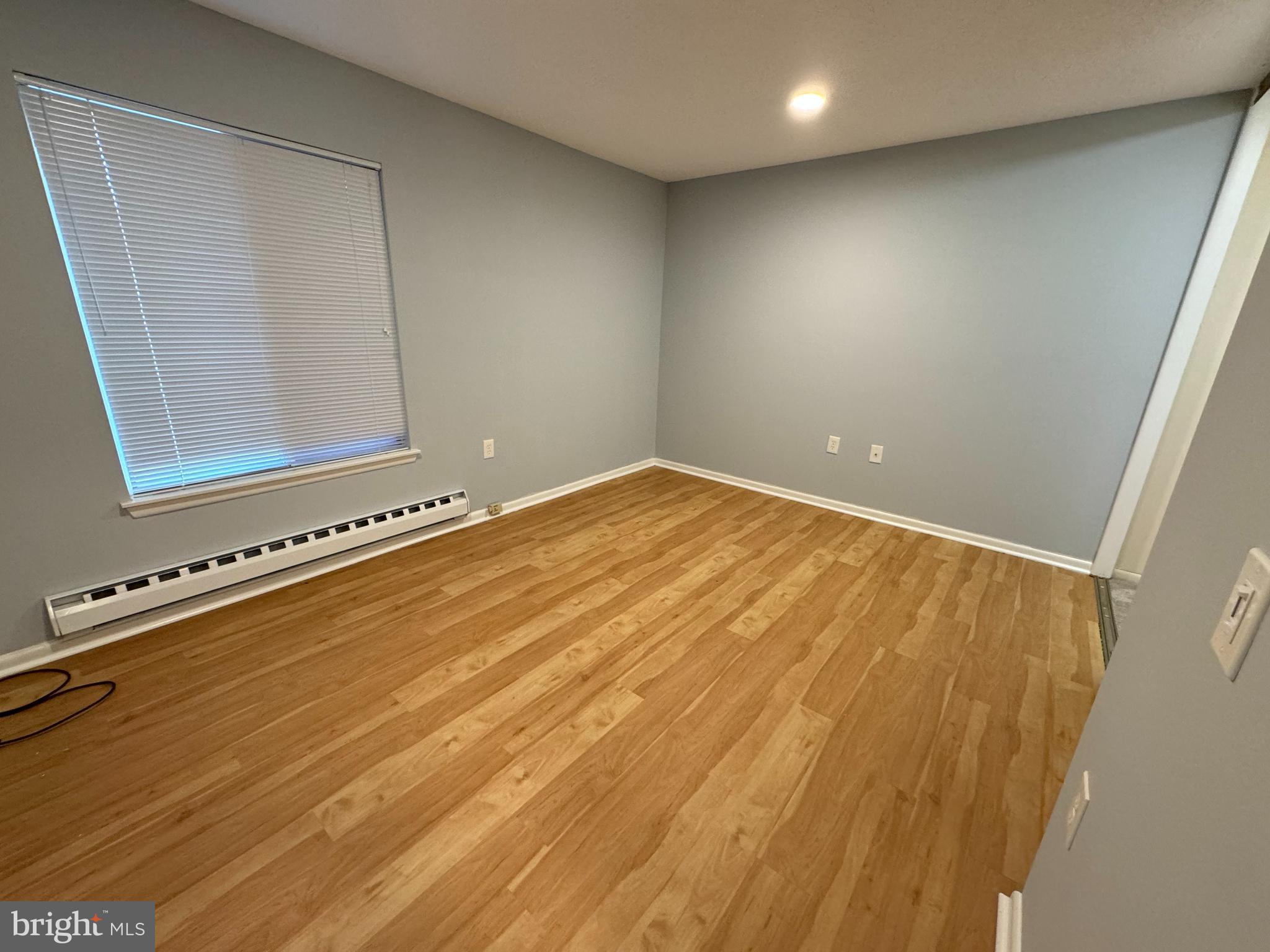 ROSSMOOR MUTUAL #16 - Residential