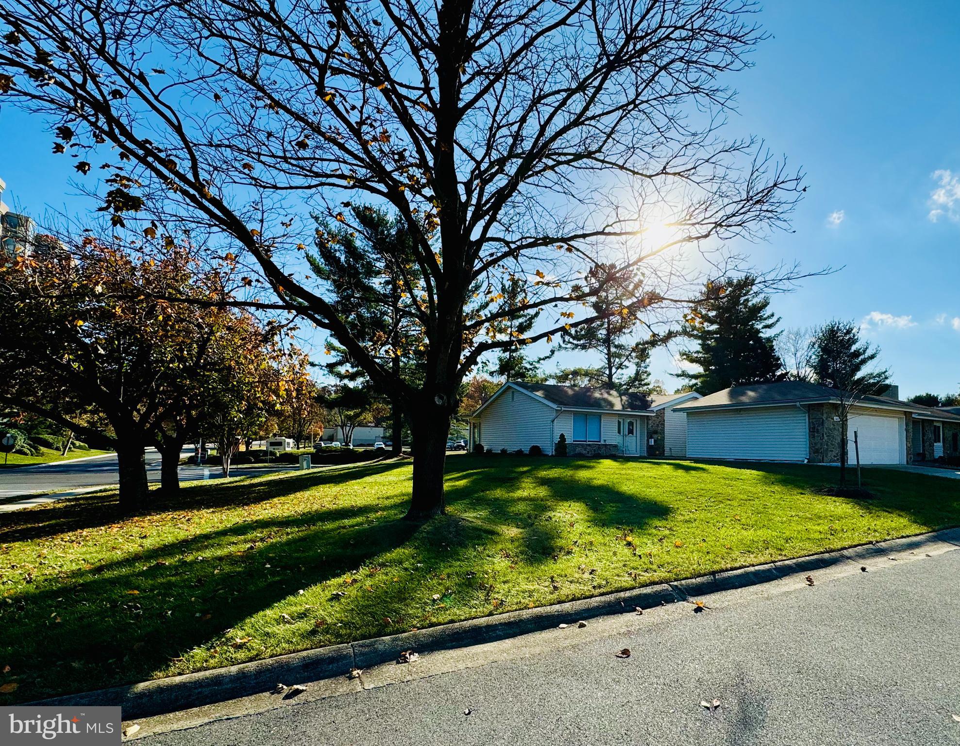 ROSSMOOR MUTUAL #16 - Residential