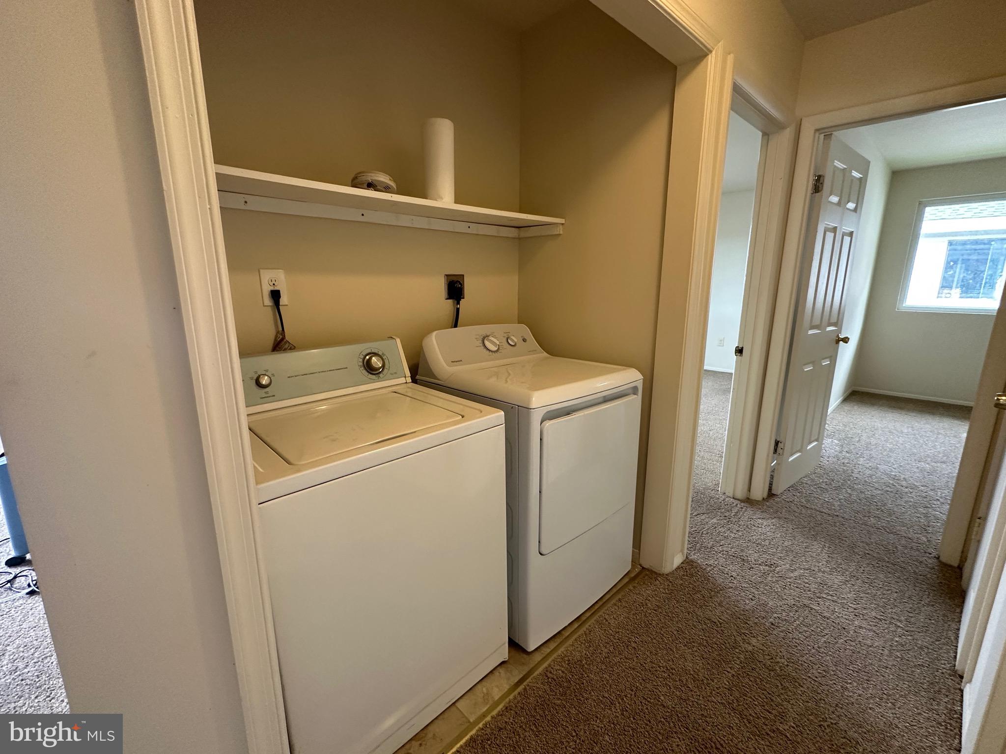 EDGEWATER VILLAGE - Residential