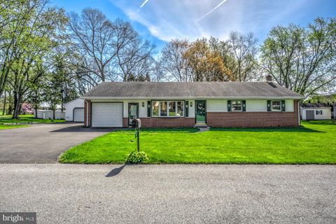 Photo of 1143 Raymond Drive, Lancaster, PA 17601 (MLS # PALA2049702)