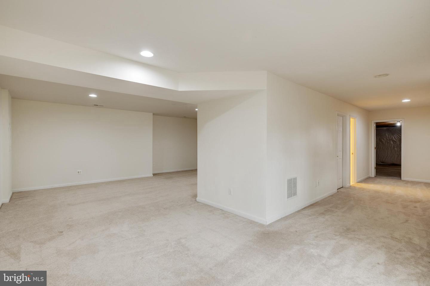 THE RESERVE AT POTOMAC C - Residential