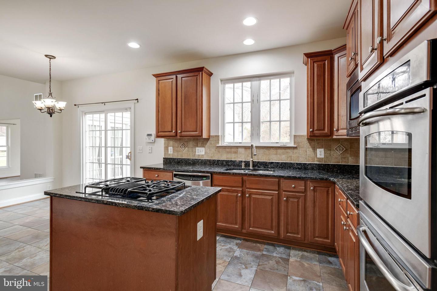 THE RESERVE AT POTOMAC C - Residential