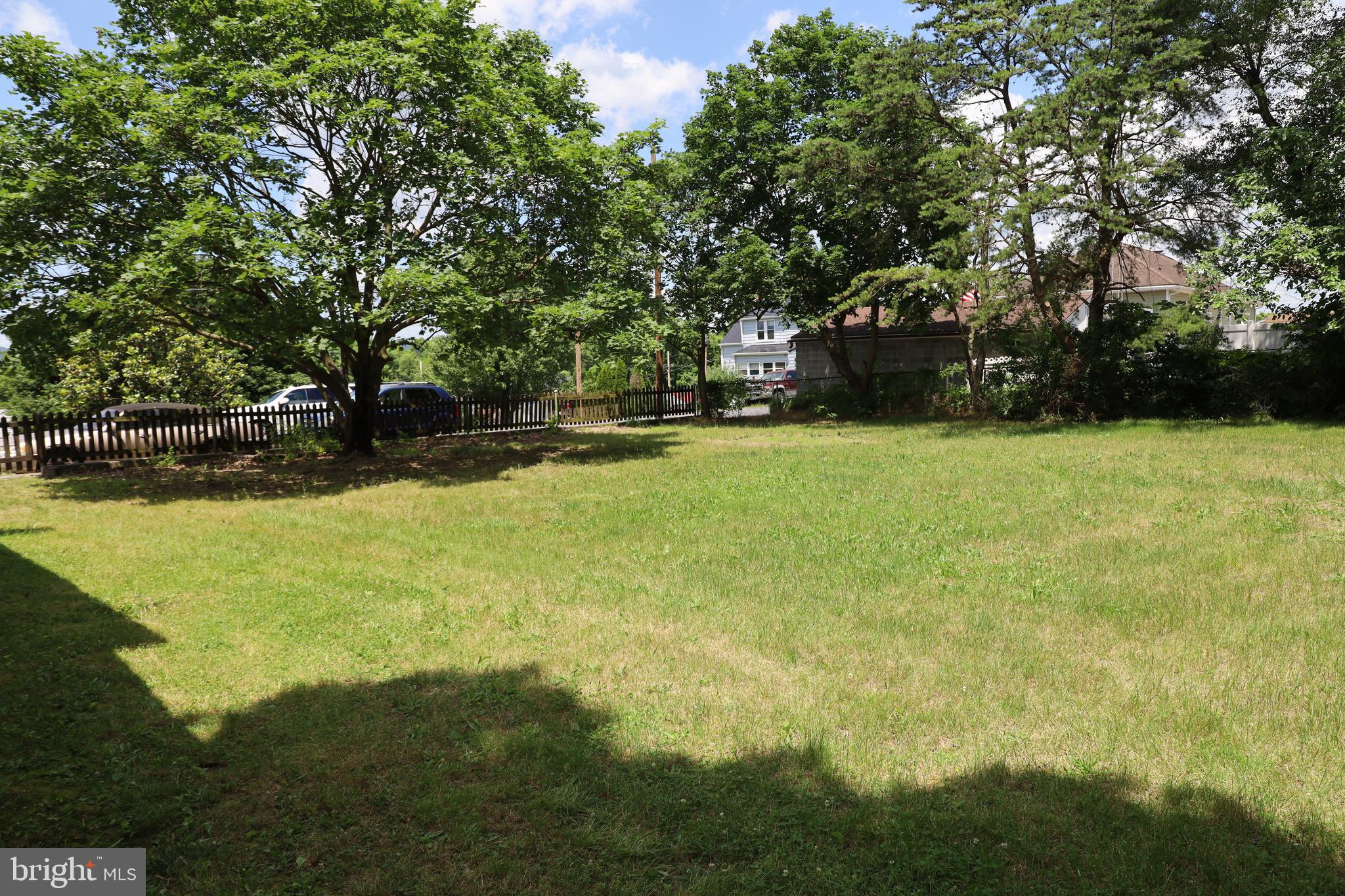 AIRLEY HEIGHTS - Residential