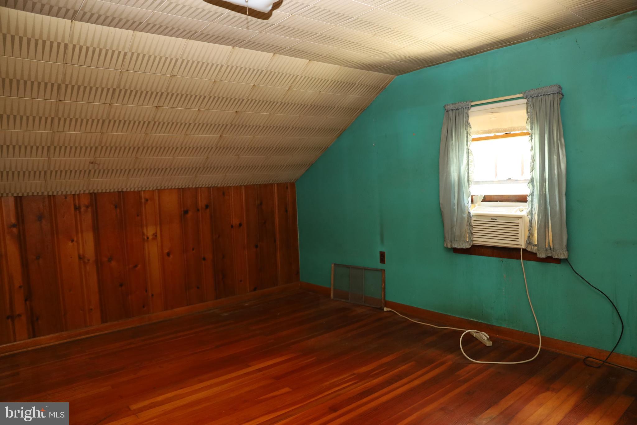 AIRLEY HEIGHTS - Residential