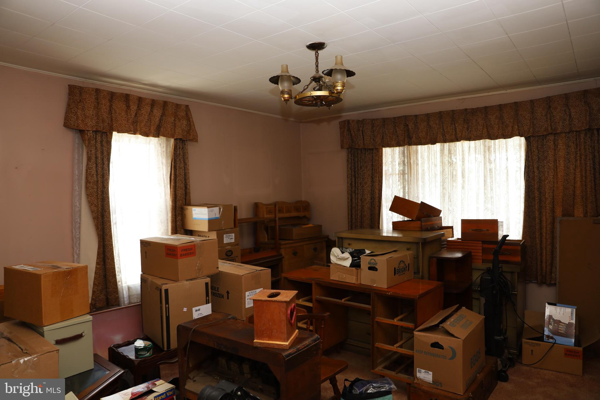 AIRLEY HEIGHTS - Residential