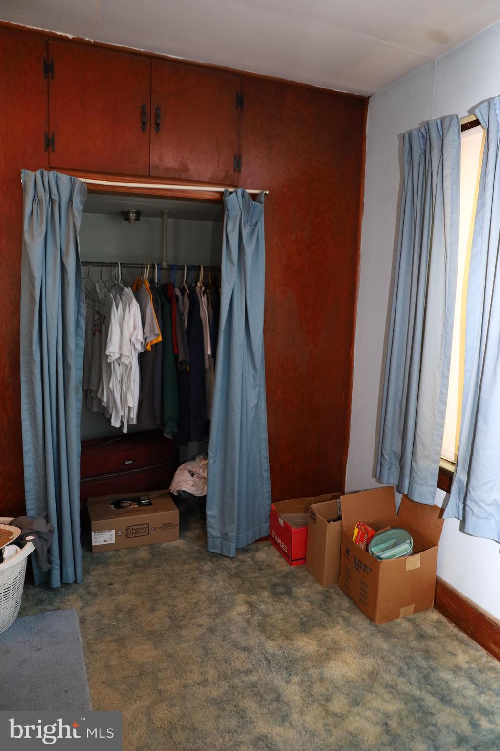 AIRLEY HEIGHTS - Residential