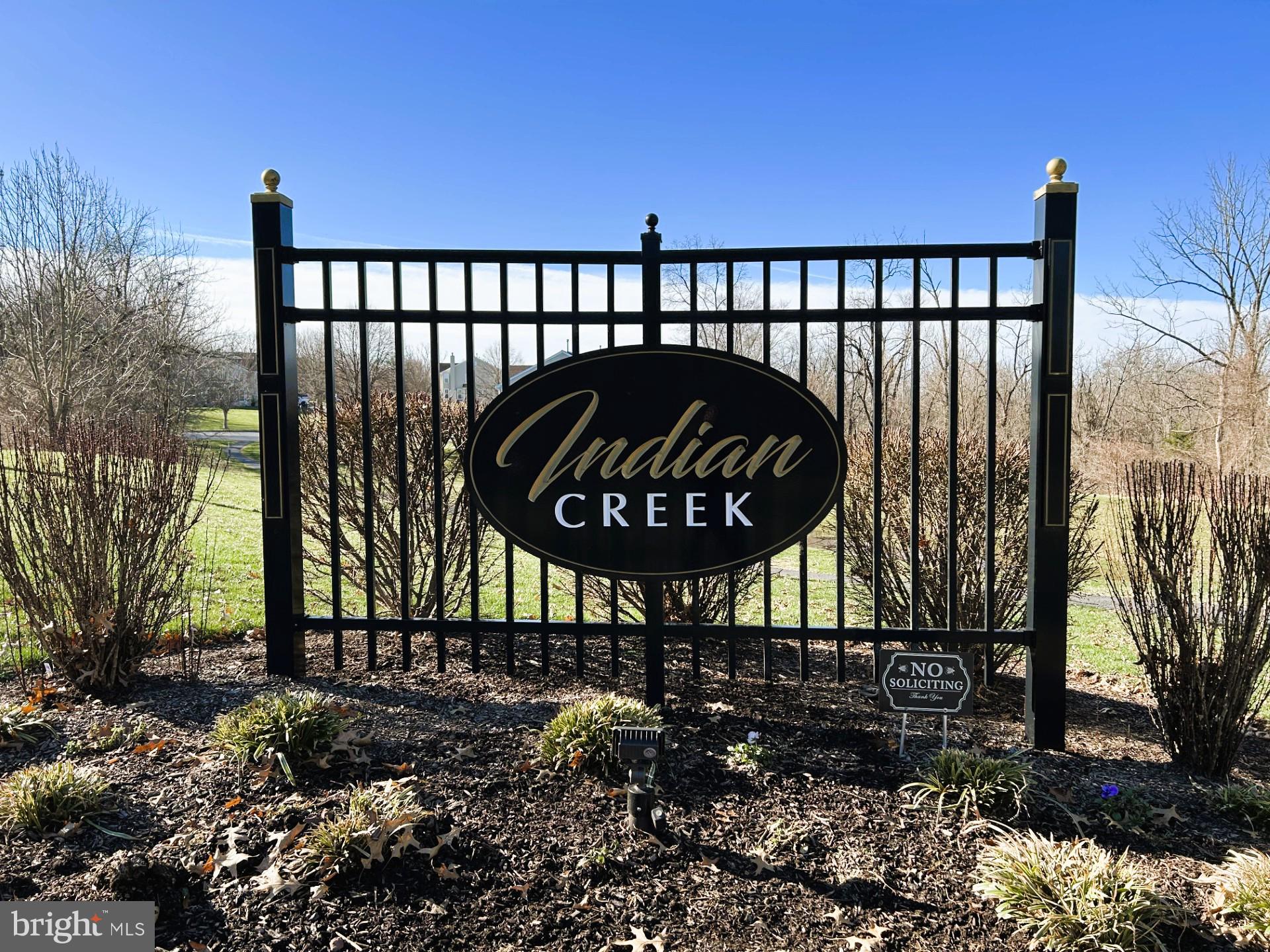 INDIAN CREEK - Residential