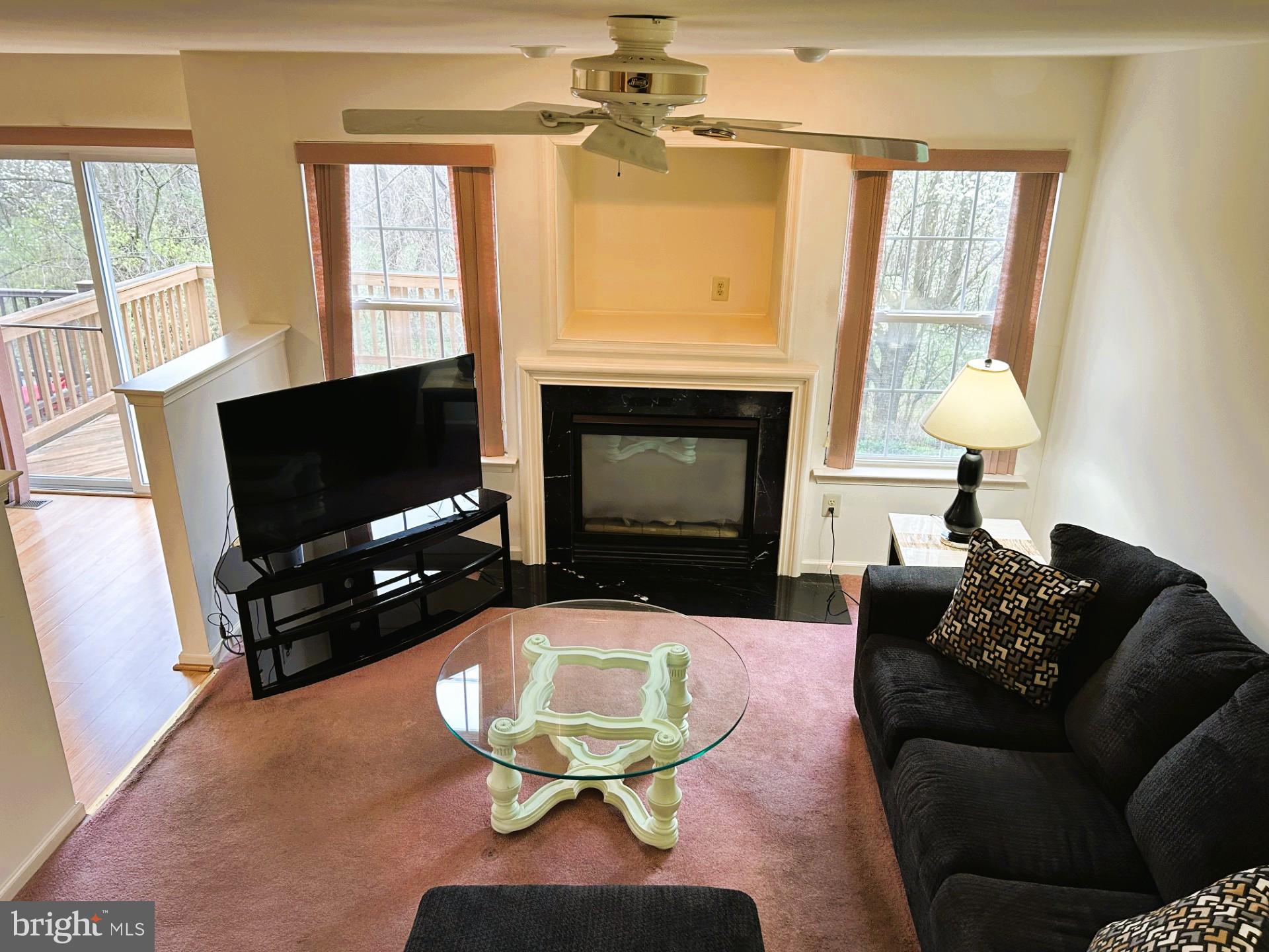 INDIAN CREEK - Residential