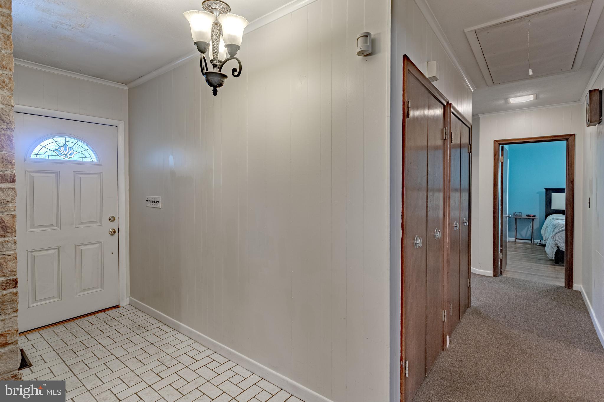 7 WHITE BEECH COURT