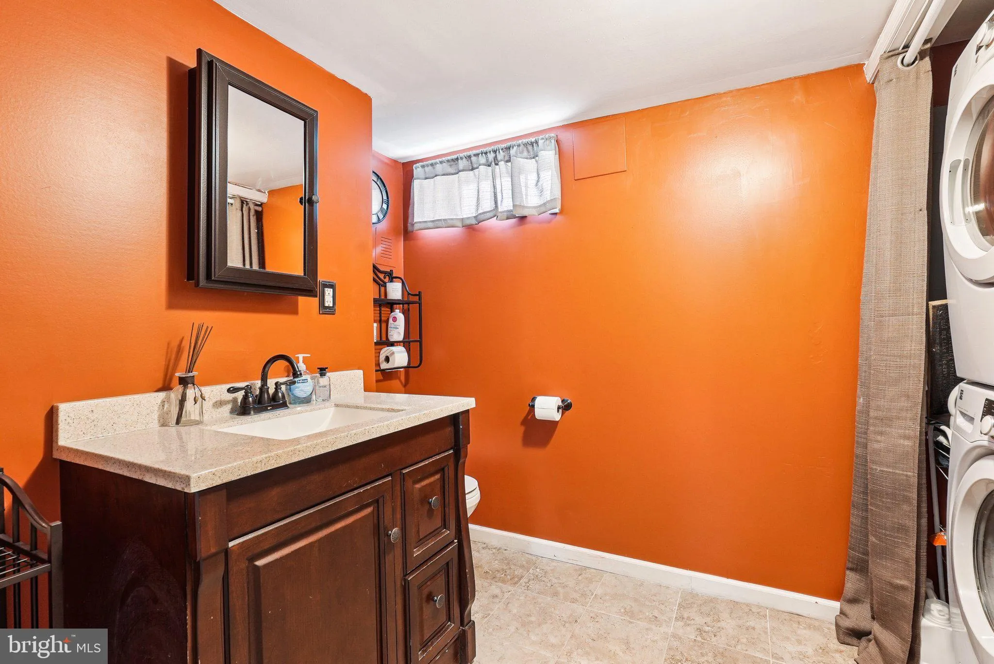 Wenonah, New Jersey 08090, United States, 3 Bedrooms Bedrooms, ,2 BathroomsBathrooms,Residential,Active,150208