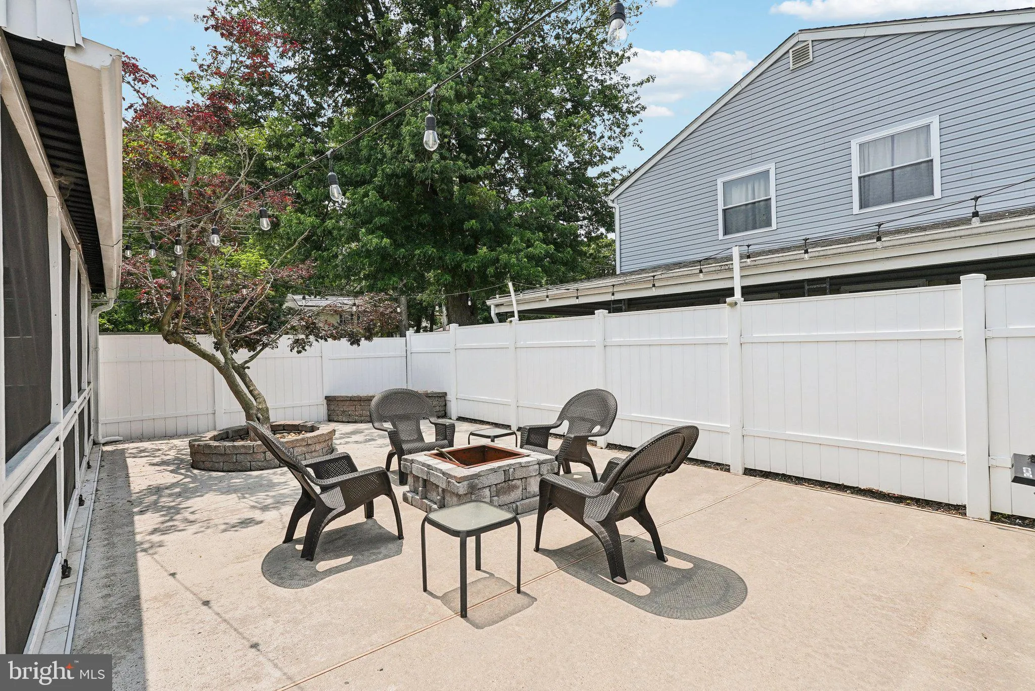 Wenonah, New Jersey 08090, United States, 3 Bedrooms Bedrooms, ,2 BathroomsBathrooms,Residential,Active,150208