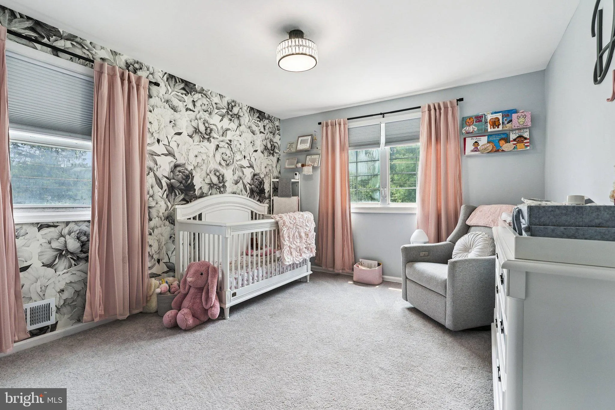 Wenonah, New Jersey 08090, United States, 3 Bedrooms Bedrooms, ,2 BathroomsBathrooms,Residential,Active,150208