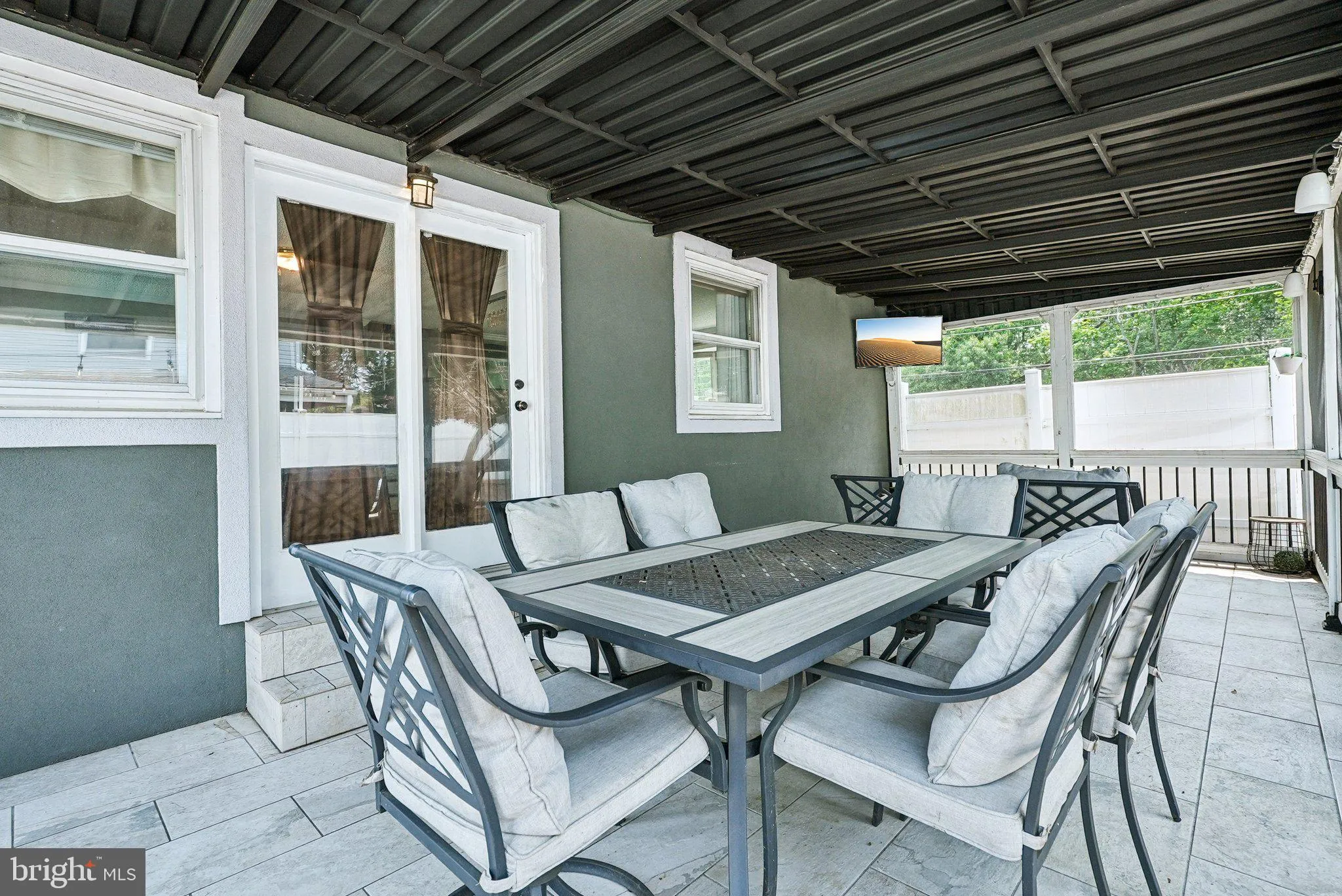 Wenonah, New Jersey 08090, United States, 3 Bedrooms Bedrooms, ,2 BathroomsBathrooms,Residential,Active,150208