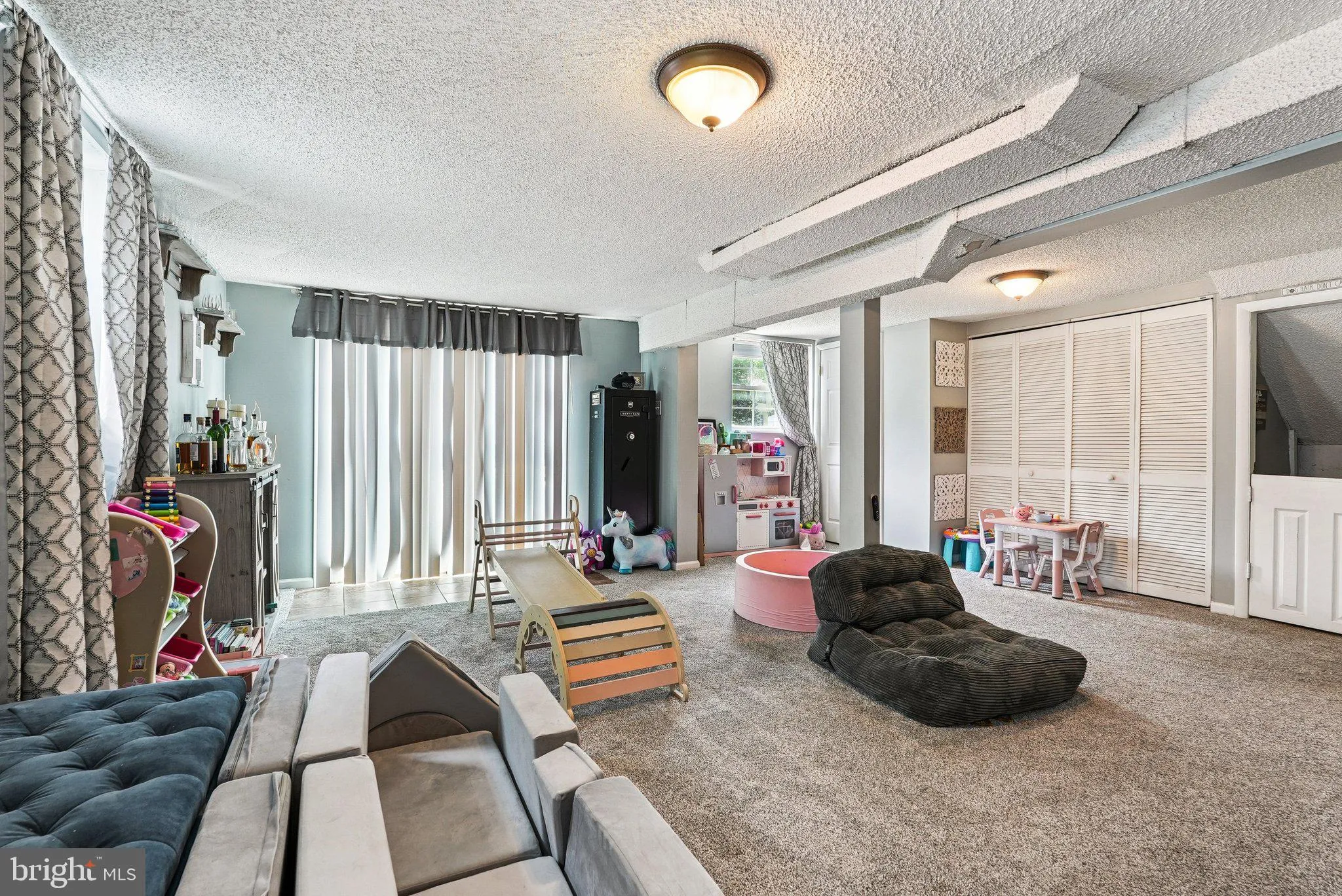 Wenonah, New Jersey 08090, United States, 3 Bedrooms Bedrooms, ,2 BathroomsBathrooms,Residential,Active,150208