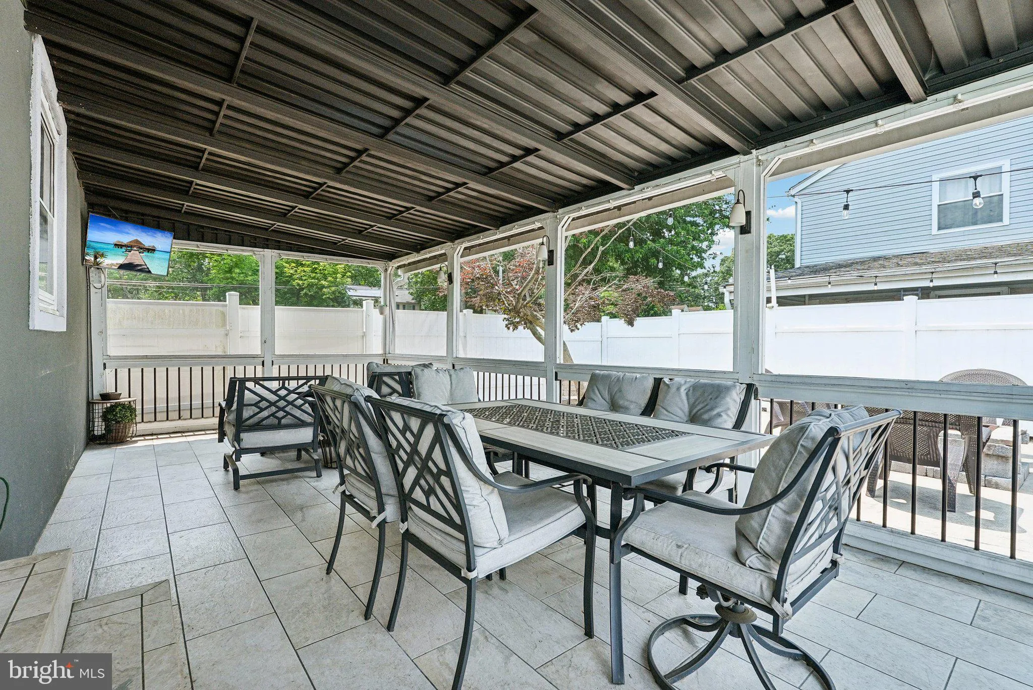 Wenonah, New Jersey 08090, United States, 3 Bedrooms Bedrooms, ,2 BathroomsBathrooms,Residential,Active,150208