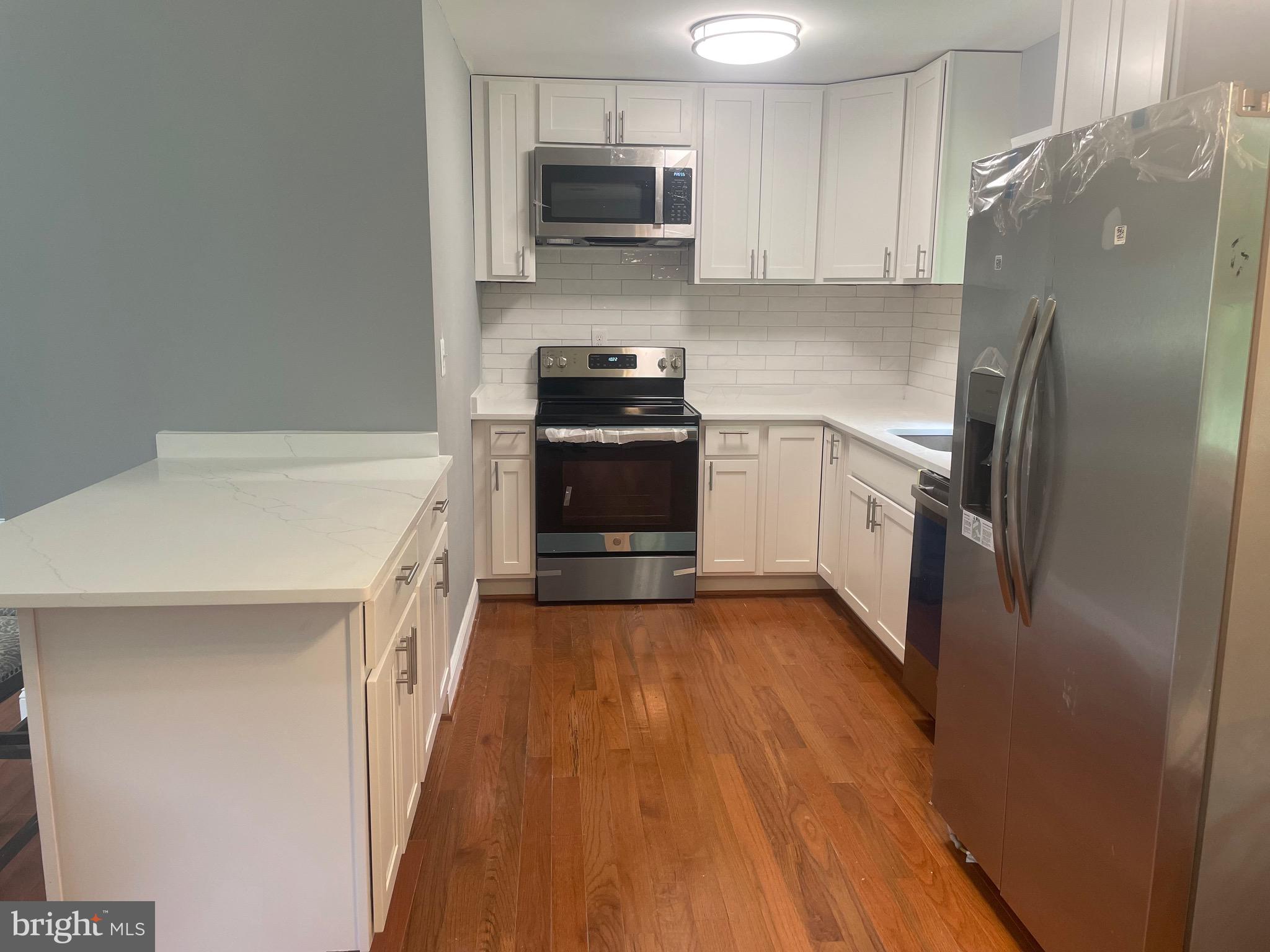 CHAPEL HILL - Residential