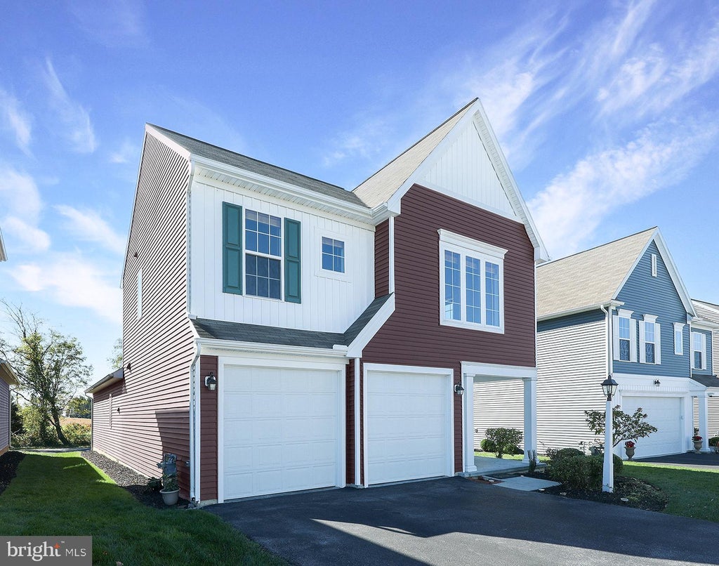 Photo of 799 Barn Swallow Way, MECHANICSBURG, PA 17055 (MLS # PACB2059818)