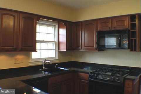 NEWGATE - Residential Lease