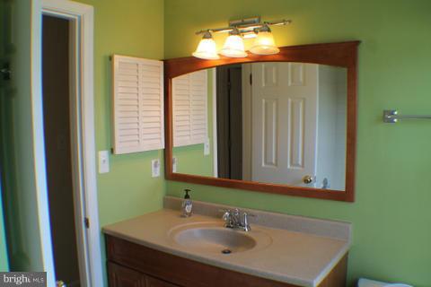 NEWGATE - Residential Lease