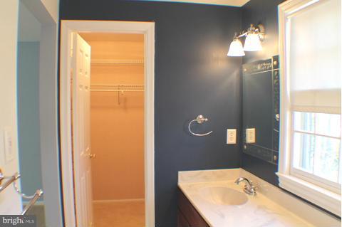 NEWGATE - Residential Lease