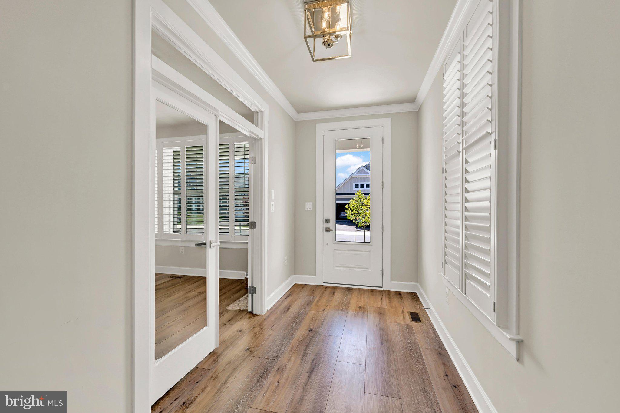 1232 OLEANDER WAY