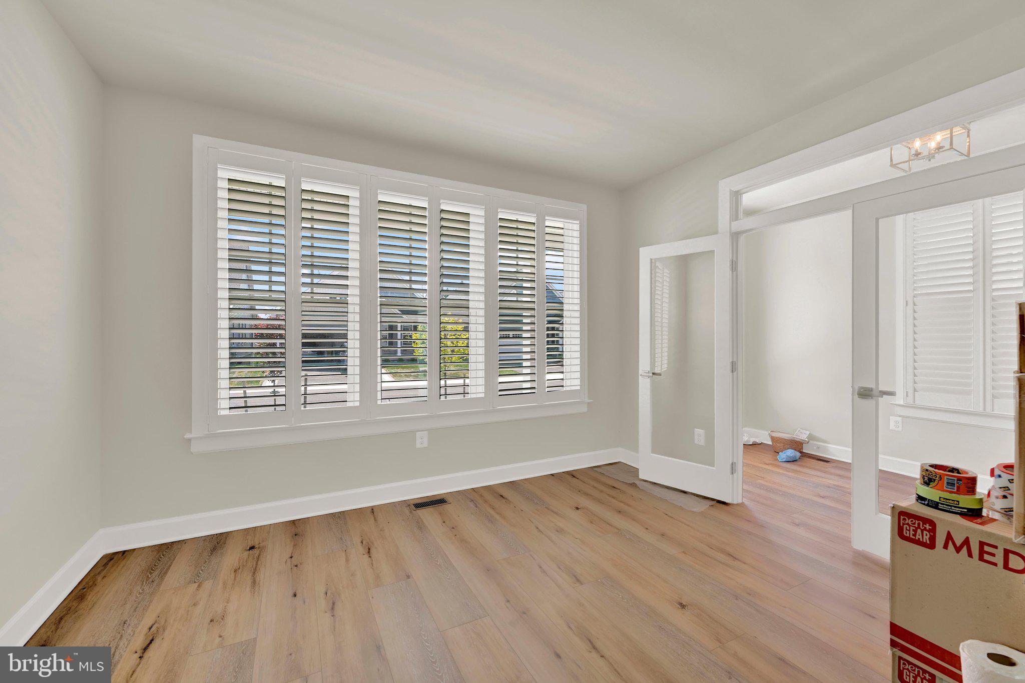 1232 OLEANDER WAY