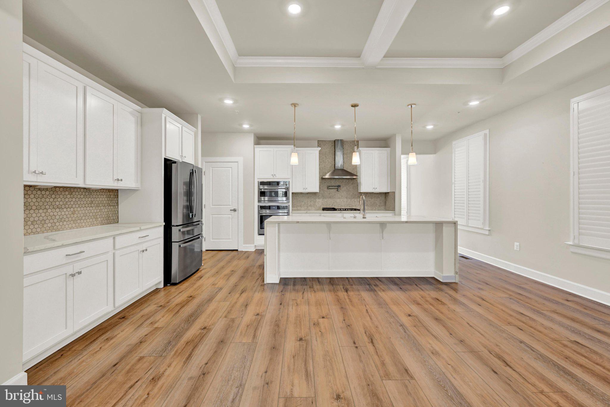 1232 OLEANDER WAY