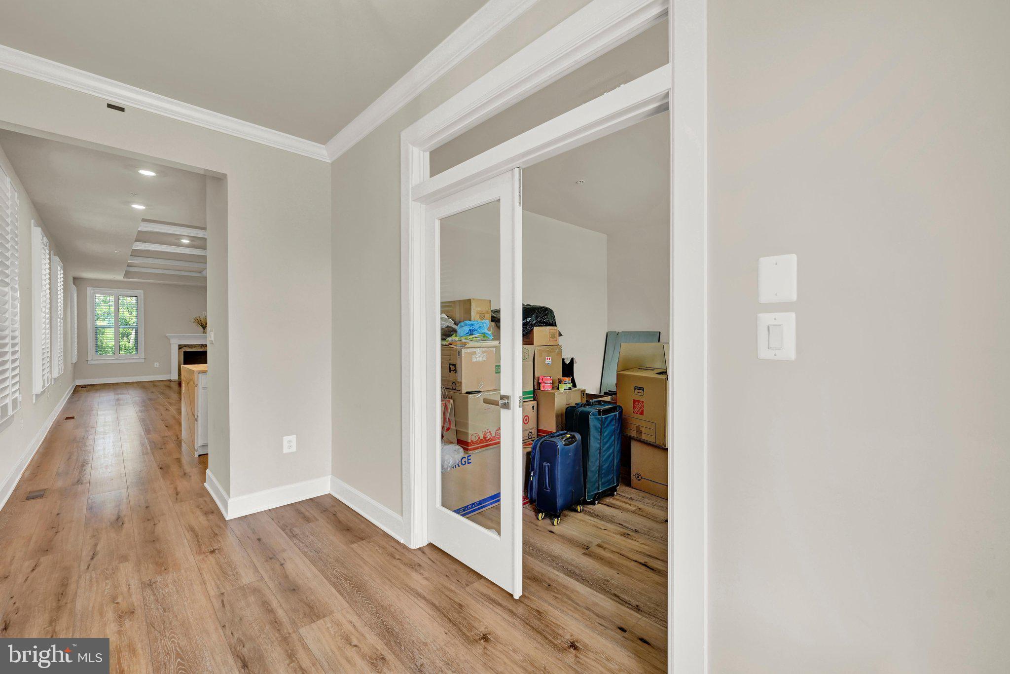 1232 OLEANDER WAY