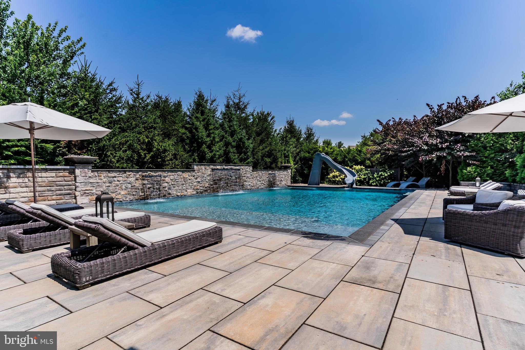 BRAEBURN ESTATES - Residential