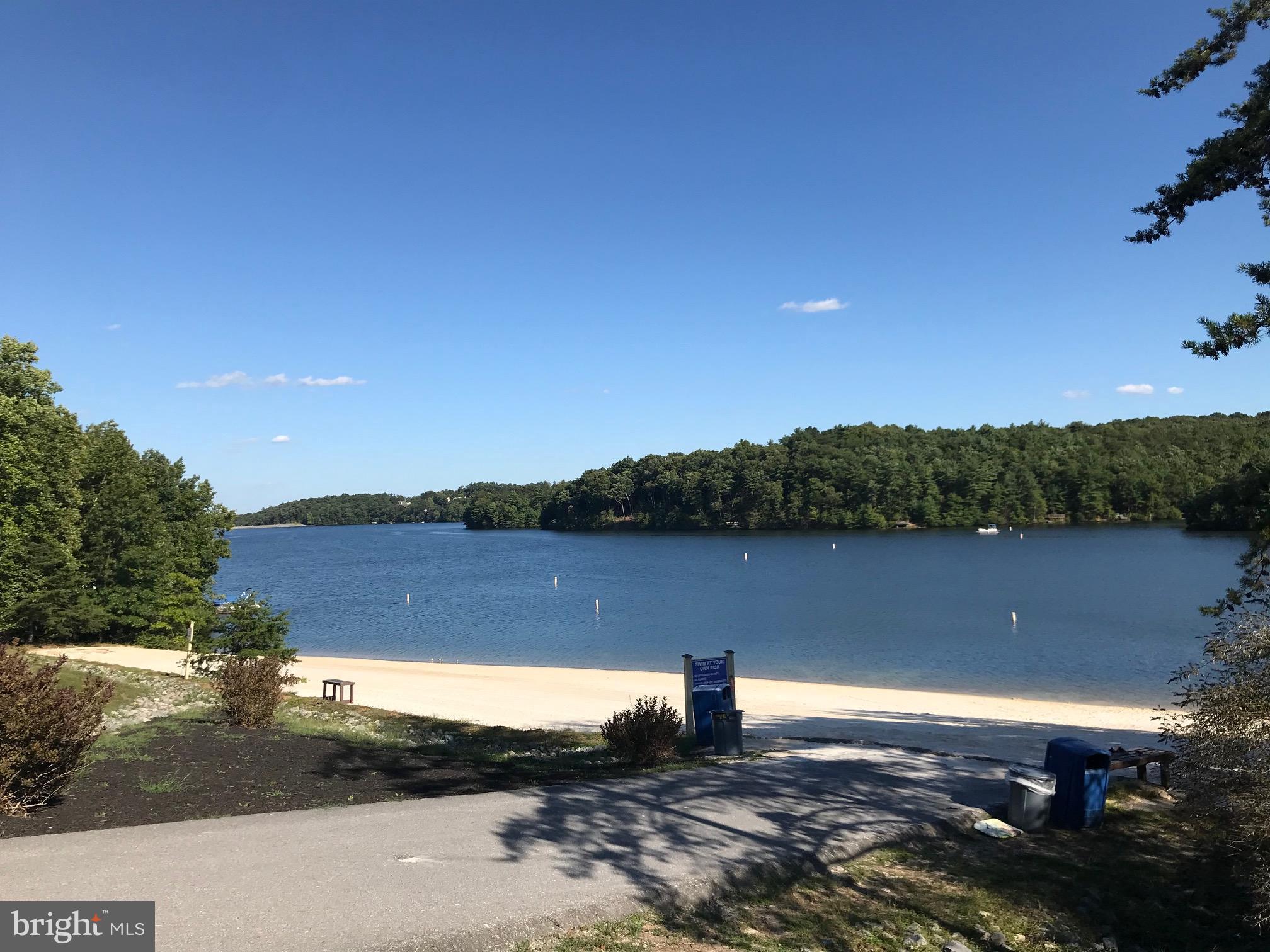 LAKE HOLIDAY ESTATES - Residential