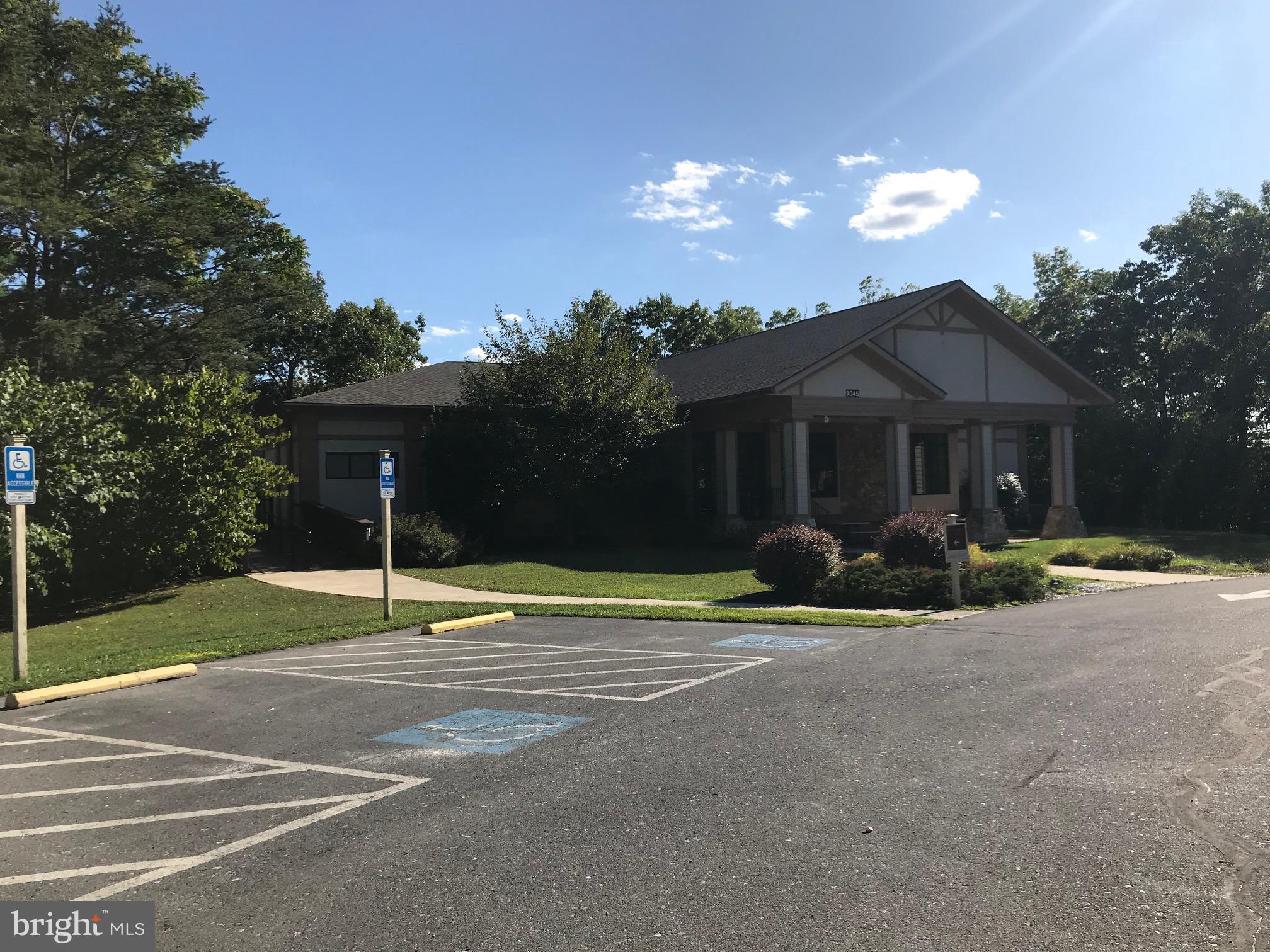 LAKE HOLIDAY ESTATES - Residential