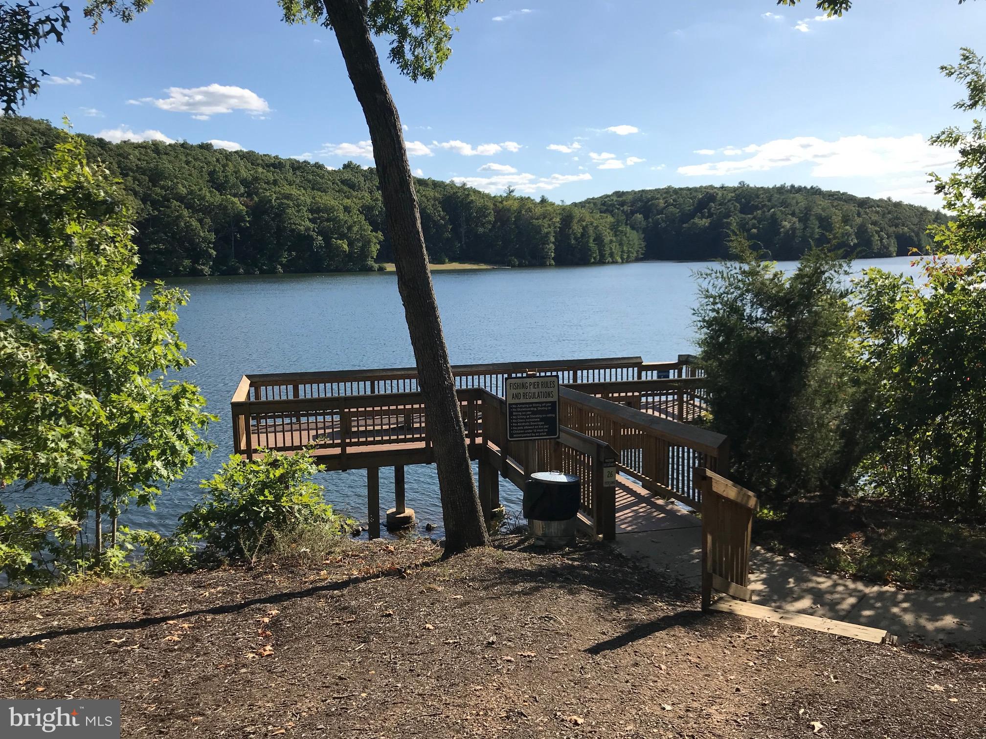 LAKE HOLIDAY ESTATES - Residential