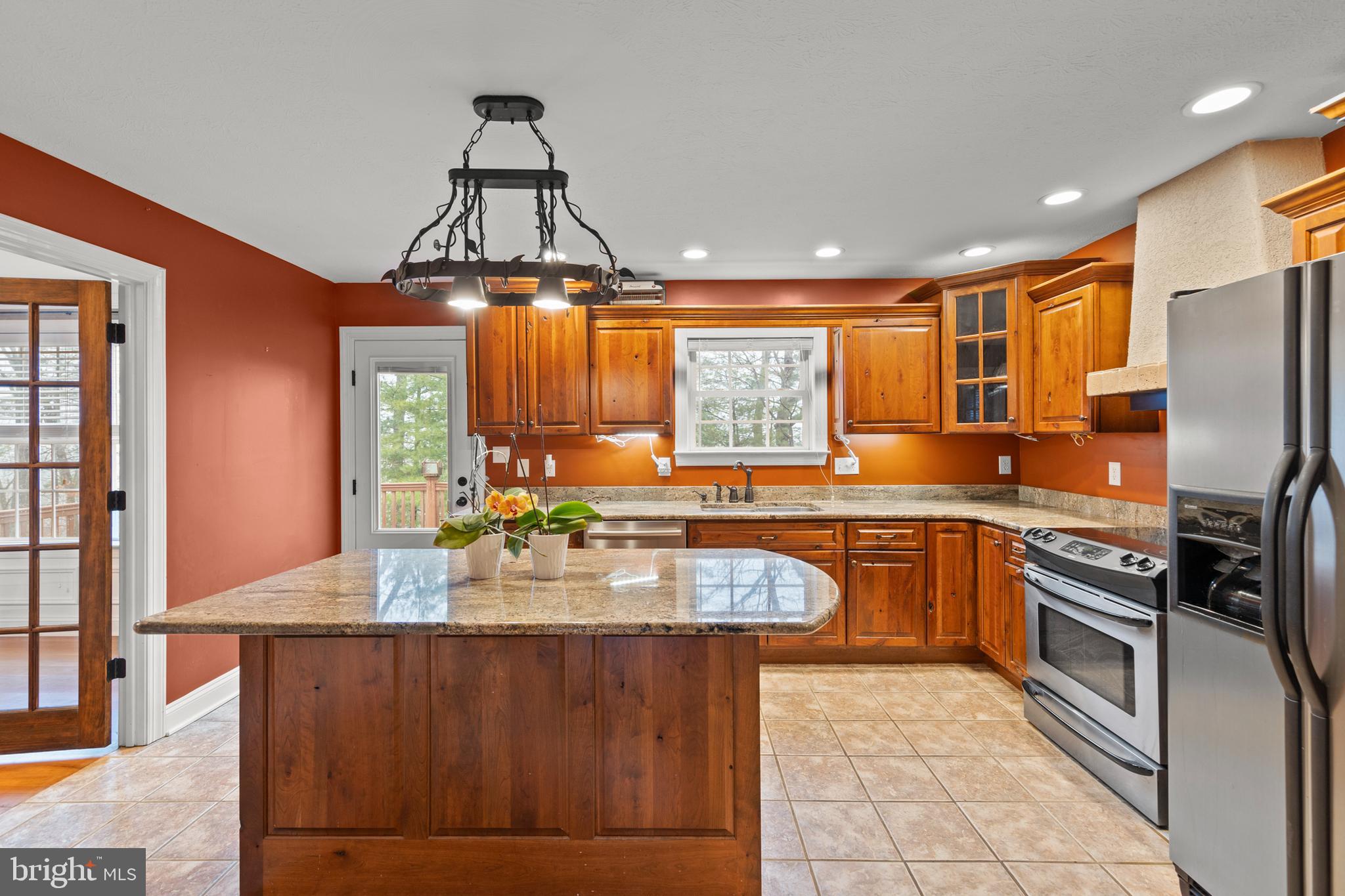 LAKE HOLIDAY ESTATES - Residential