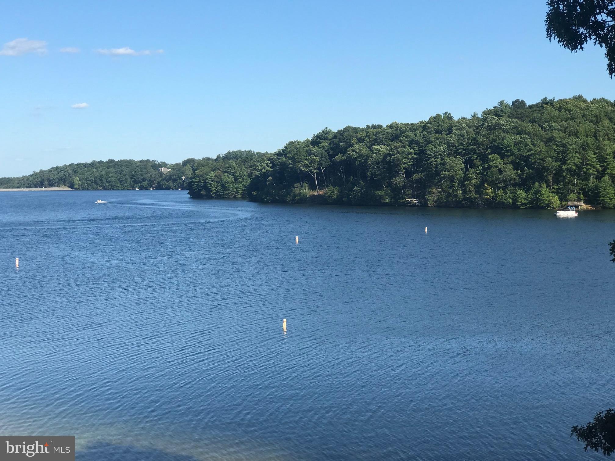 LAKE HOLIDAY ESTATES - Residential