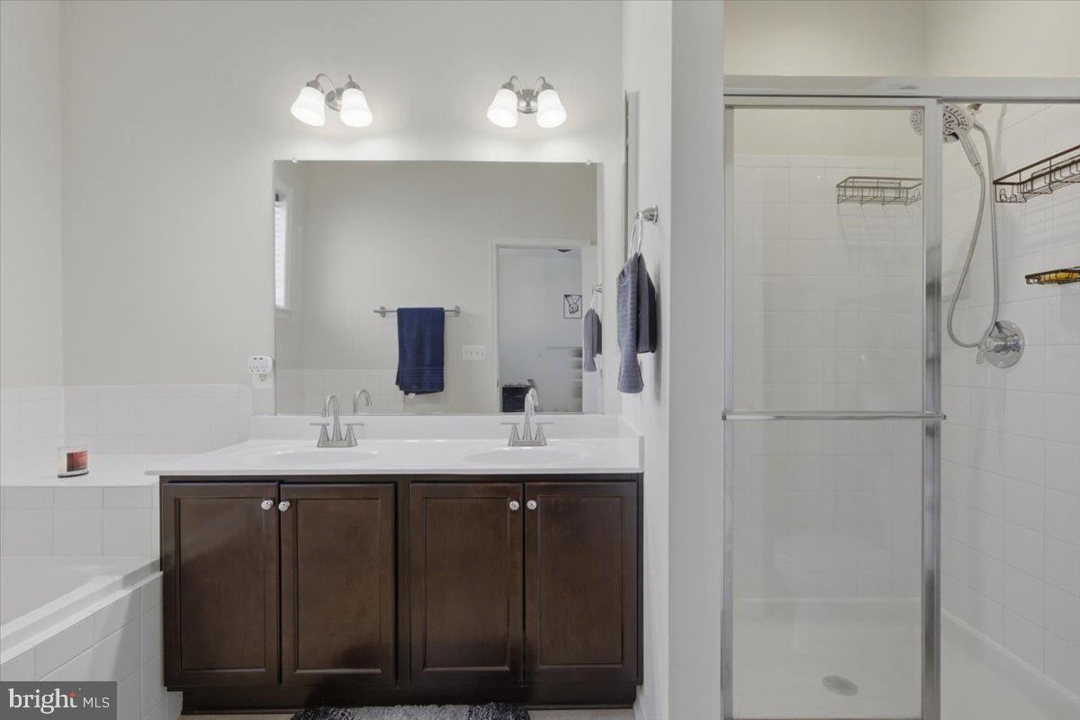 STONEBRIDGE - Residential