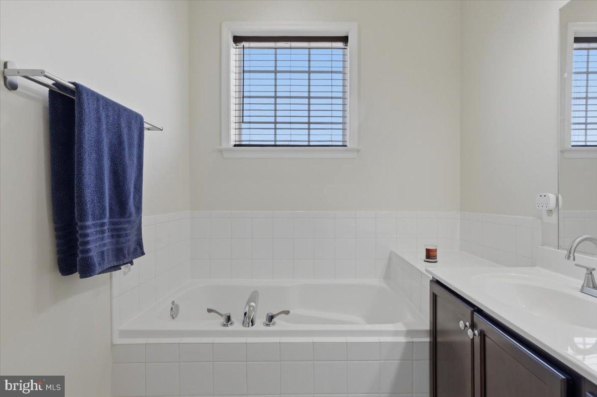 STONEBRIDGE - Residential