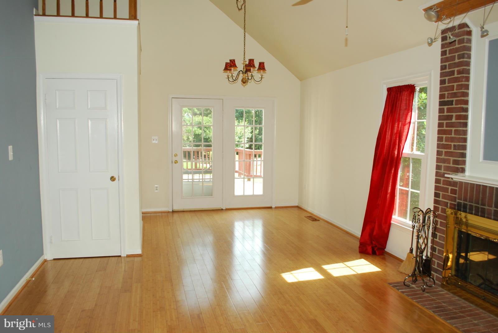 CHANTILLY HIGHLANDS - Residential Lease