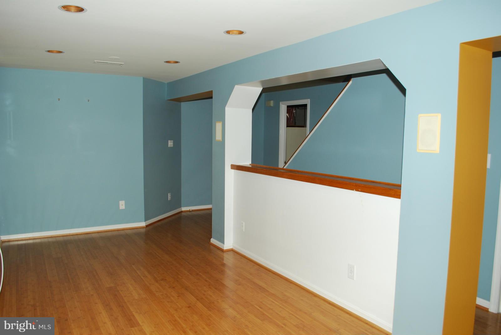 CHANTILLY HIGHLANDS - Residential Lease