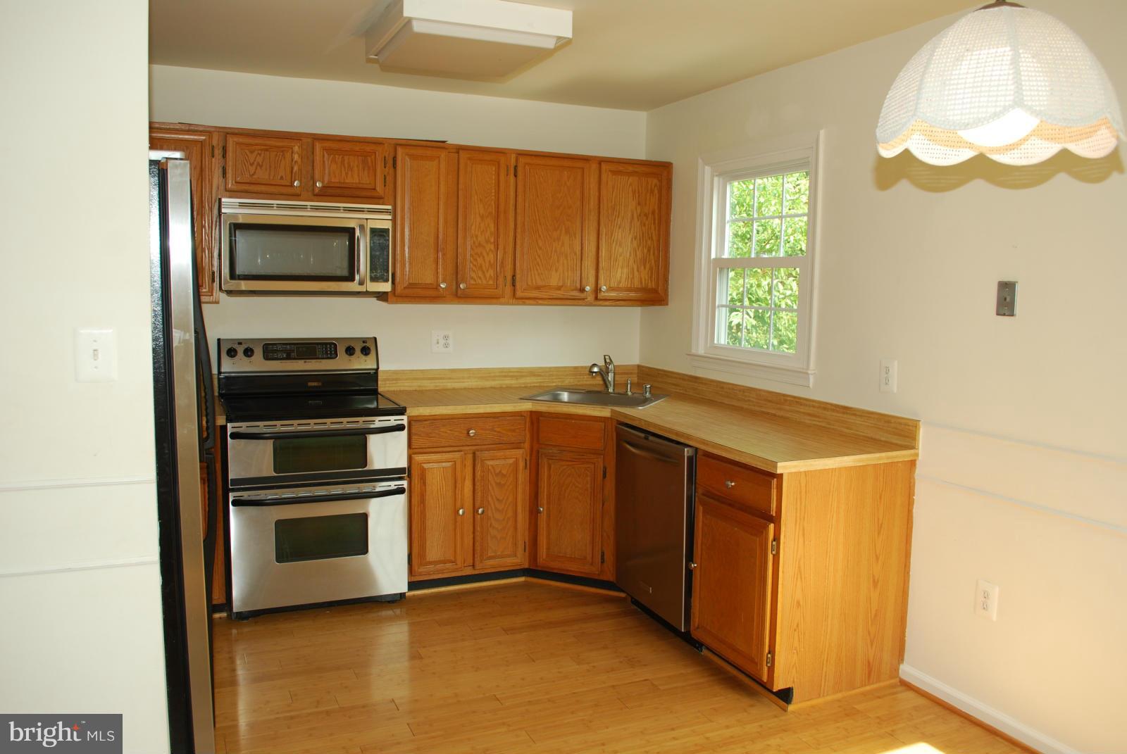 CHANTILLY HIGHLANDS - Residential Lease